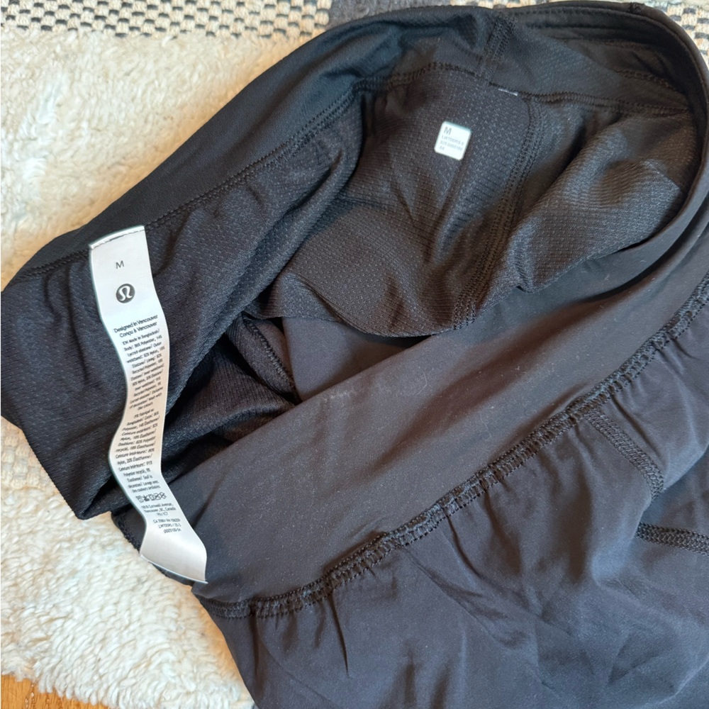 Lululemon Fast and Free shorts - Picture 2 of 6